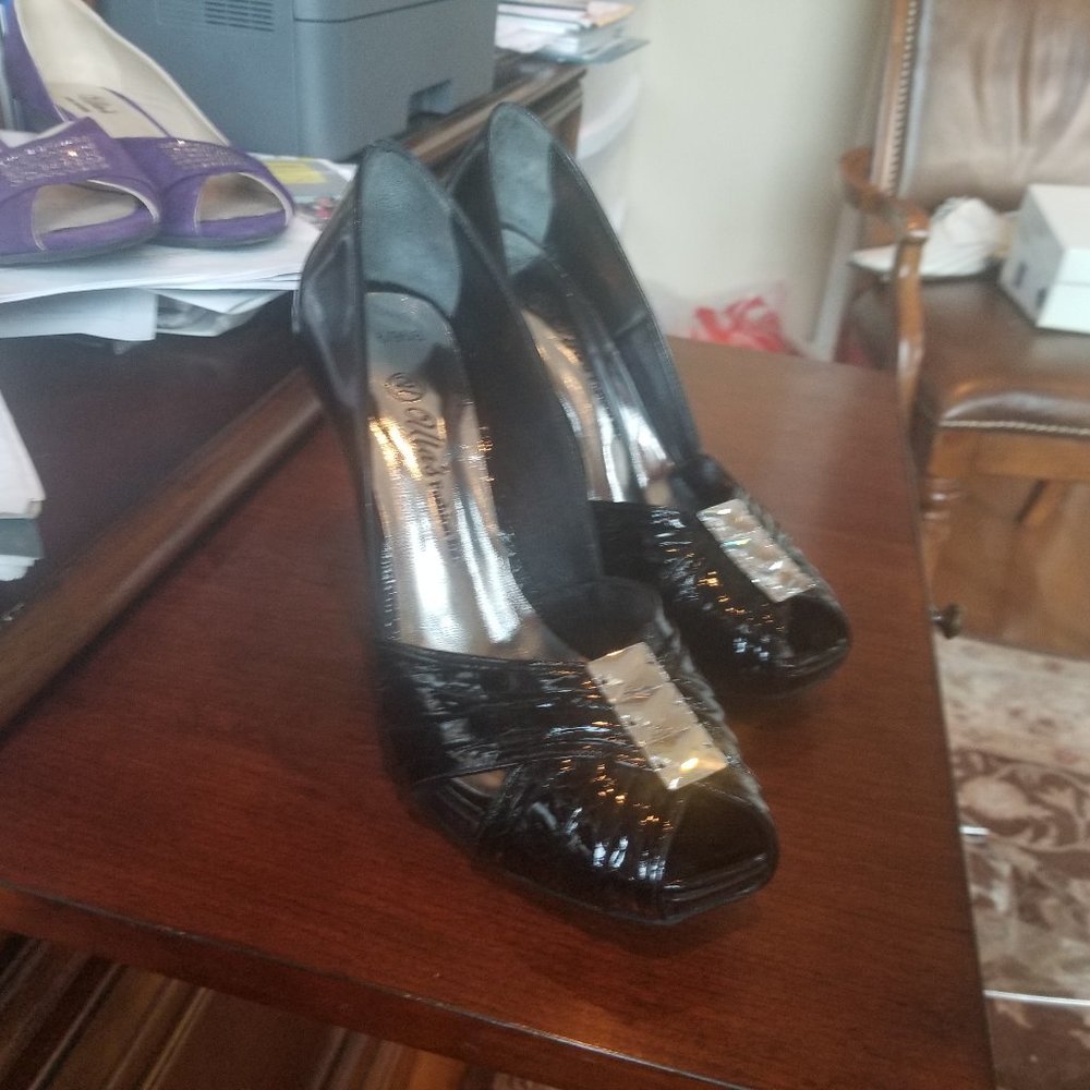 High  end looks for a very modest price!